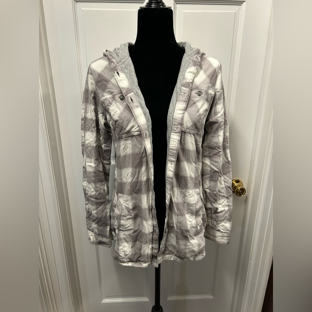 Eddie Bauer checkered medium flannel shirt jacket womens gray grey white lined